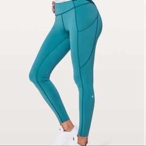 SOLD! NWT $138 Fast and Free Leggings Rare Teal